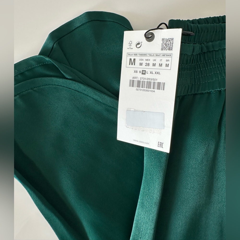 NEW WITH TAGS Zara Dark Green Satin Tapered Pants Size M